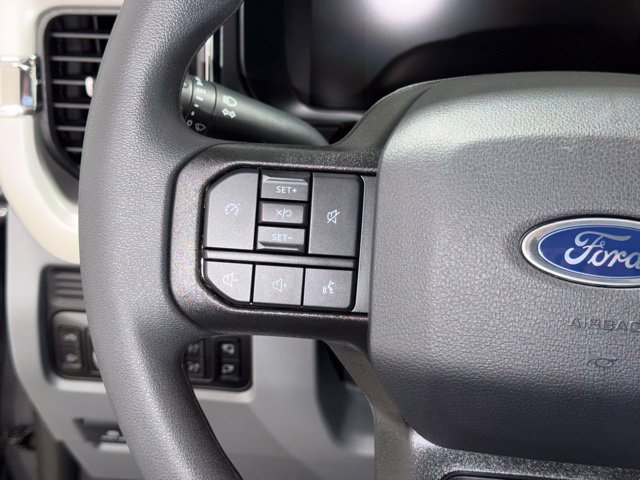 New 2026 Ford F350 XLT w/ XLT Premium Package AWD/4WD image 18