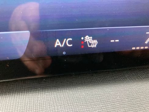 Used 2025 Buick Enclave Preferred image 25