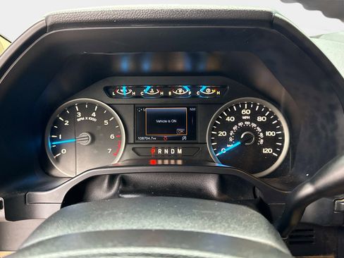 Used 2017 Ford F150 XLT w/ Equipment Group 302A Luxury image 27