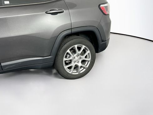 Used 2022 Jeep Compass Latitude AWD/4WD image 28