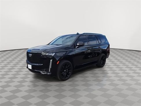 Used 2023 Cadillac Escalade Sport w/ LPO, ONYX Package image 4