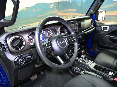 Used 2018 Jeep Wrangler Unlimited Sport S image 23