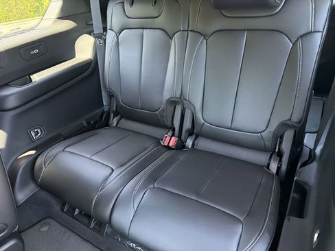 New 2026 Jeep Grand Cherokee L Limited AWD/4WD image 19