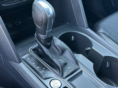 Used 2018 Volkswagen Atlas SE image 22