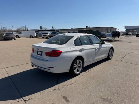 Used 2018 BMW 330i xDrive Sedan image 3