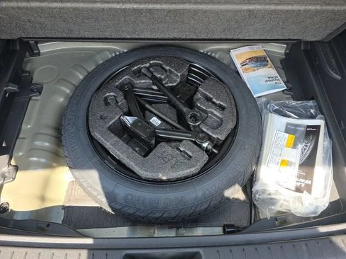 Used 2023 Hyundai Kona SE FWD image 43