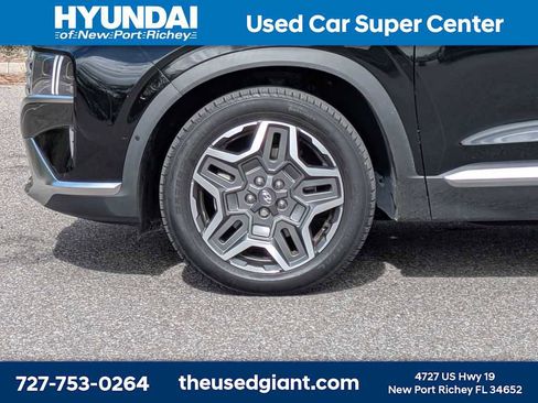 Certified 2023 Hyundai Santa Fe Limited image 10