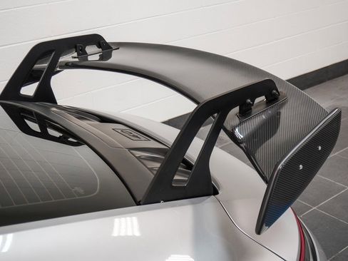 Used 2024 Porsche 911 Carrera image 14