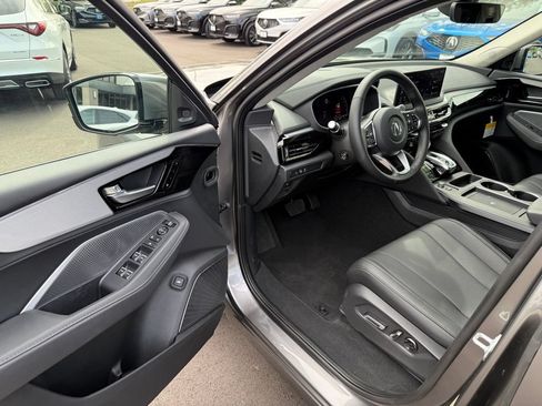 Used 2026 Acura MDX SH-AWD image 12