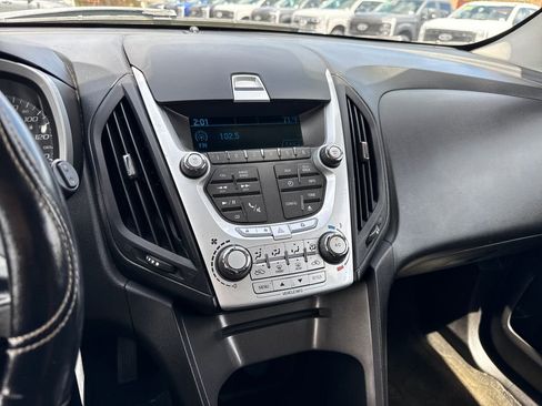 Used 2013 Chevrolet Equinox LS FWD image 18
