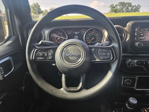 Used 2021 Jeep Wrangler Unlimited Sport AWD/4WD image 14