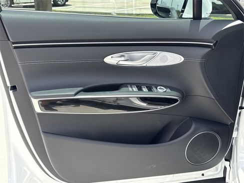 New 2026 Genesis GV70 2.5T image 9