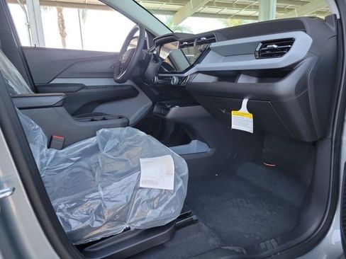 New 2027 Chevrolet Bolt LT w/ Comfort Package FWD image 17