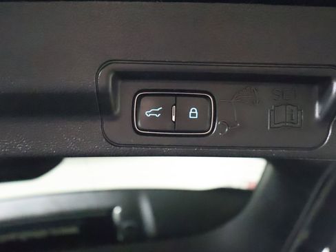 Used 2020 Ford Explorer ST w/ Premium Technology Package AWD/4WD image 13
