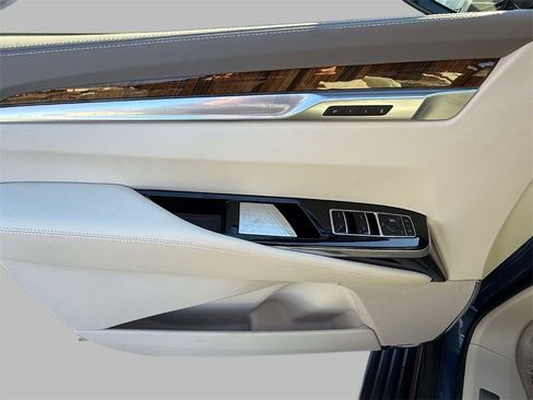 Used 2026 Cadillac Escalade Platinum Sport w/ LPO, ONYX Package image 21