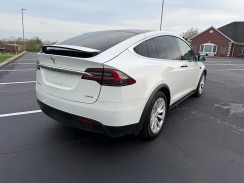 Used 2017 Tesla Model X 100D image 5