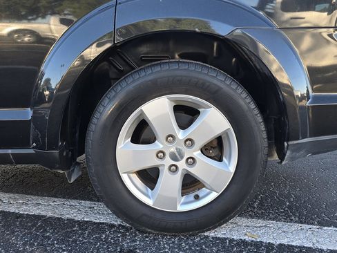 Used 2012 Dodge Journey SXT image 22