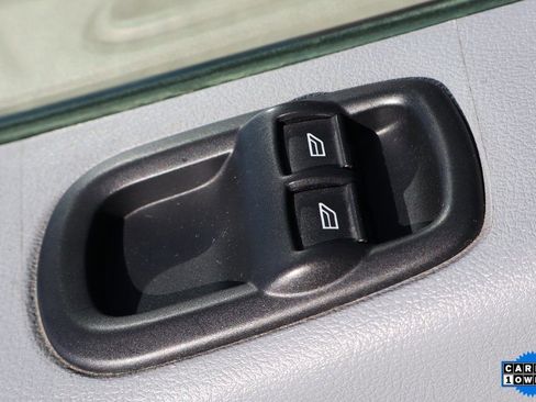 Used 2018 Ford Transit 350 XL image 14