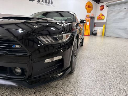 Used 2015 Ford Mustang GT Premium RWD image 13