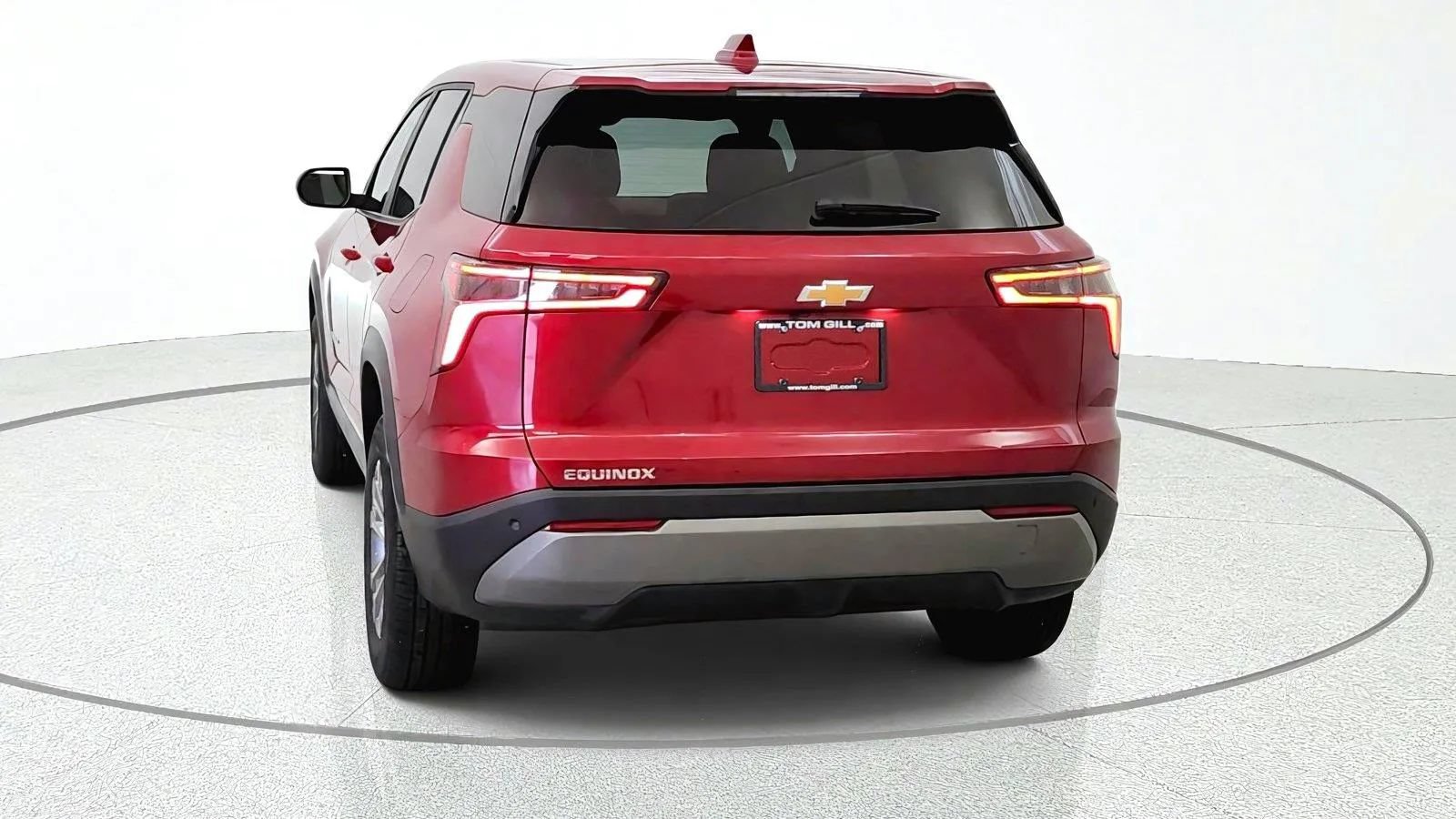 Used 2026 Chevrolet Equinox LT w/ Convenience Package II FWD image 7