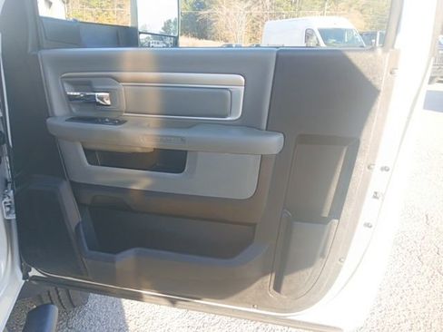 Used 2016 RAM 5500 Tradesman w/ Power Accessory Group image 26