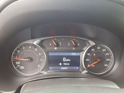 Used 2023 GMC Terrain SLT image 26