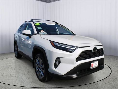 Certified 2025 Toyota RAV4 XLE Premium image 1