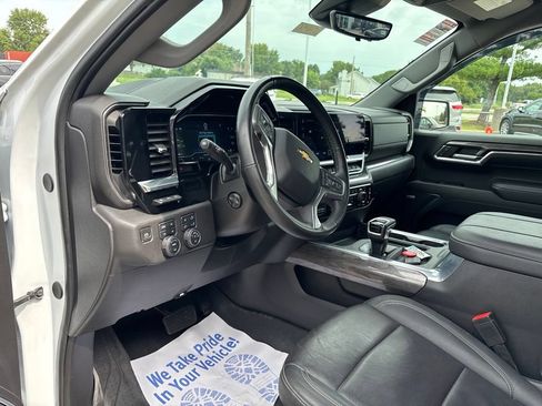 Used 2024 Chevrolet Silverado 1500 LTZ w/ Technology Package AWD/4WD image 36