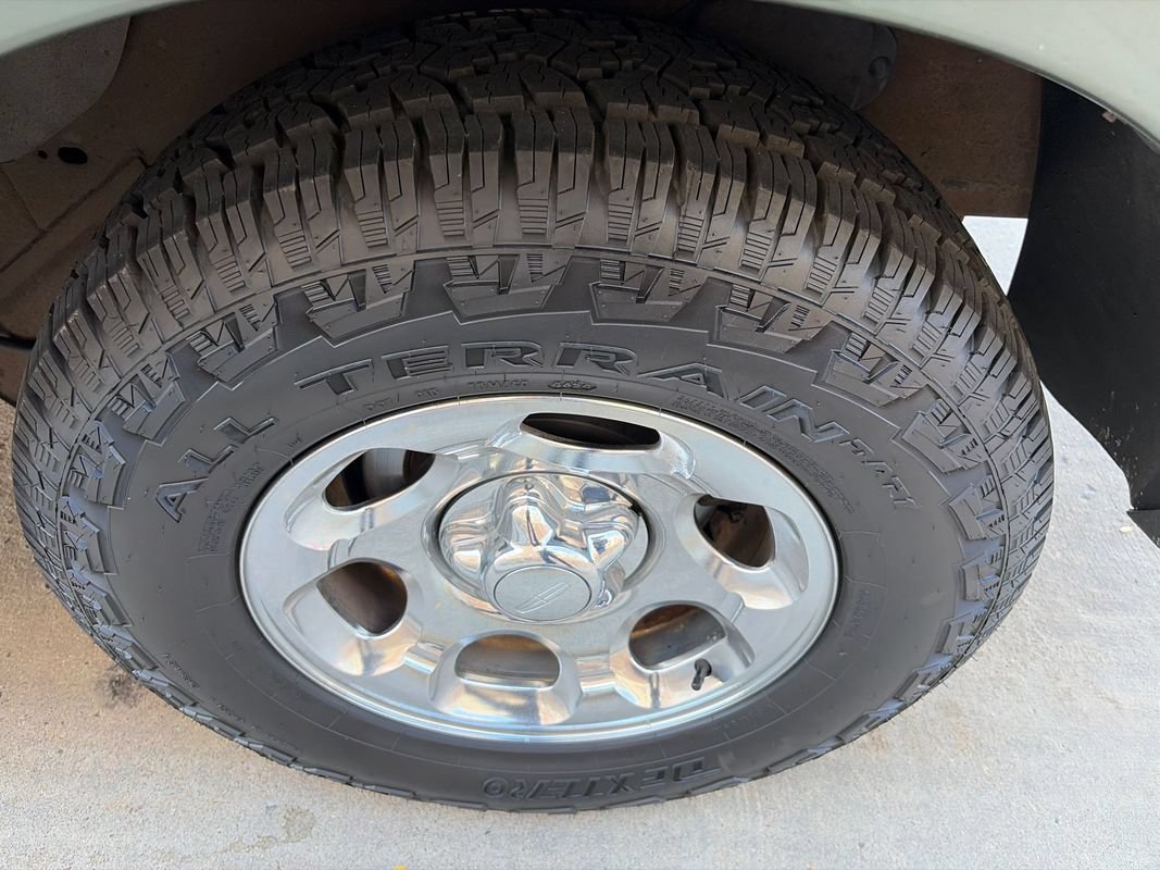 Used 2001 Lincoln Navigator 4WD image 27