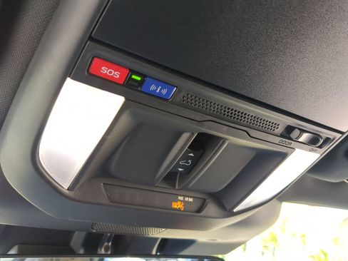 Used 2025 Subaru Forester Sport image 21