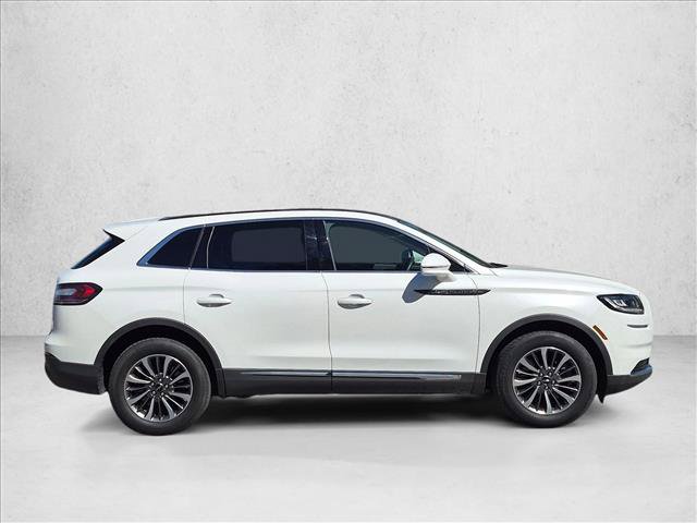 Used 2021 Lincoln Nautilus Reserve AWD/4WD image 4