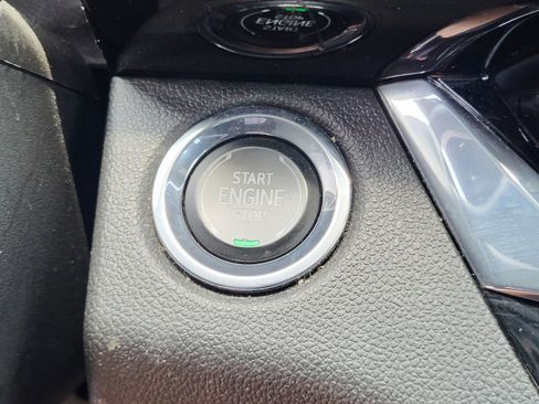 Used 2025 Buick Envista Sport Touring FWD image 24