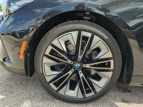 New 2026 BMW 530i w/ Premium Package image 34