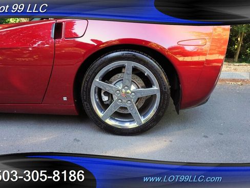 Used 2007 Chevrolet Corvette Convertible w/ Preferred Equipment Group RWD image 3