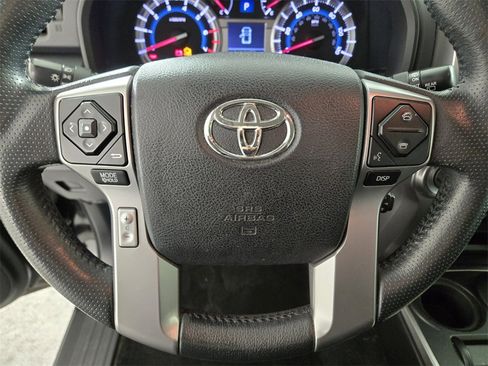Used 2015 Toyota 4Runner SR5 image 27