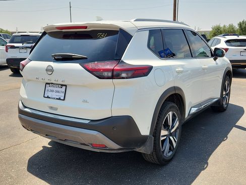 Used 2023 Nissan Rogue SL w/ SL Premium Package FWD image 4