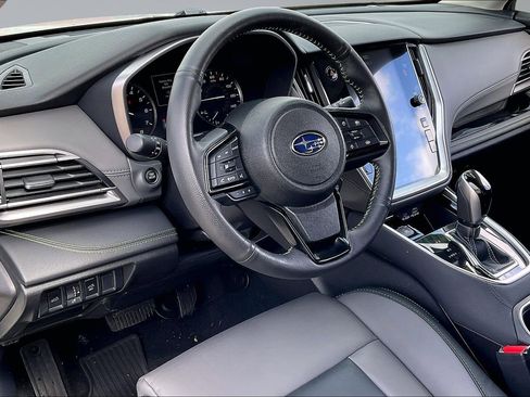 Certified 2025 Subaru Outback Onyx Edition image 12