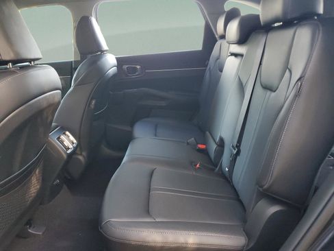 New 2026 Kia Sorento S FWD image 7