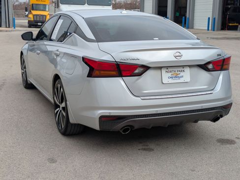 Used 2020 Nissan Altima 2.5 SR image 5