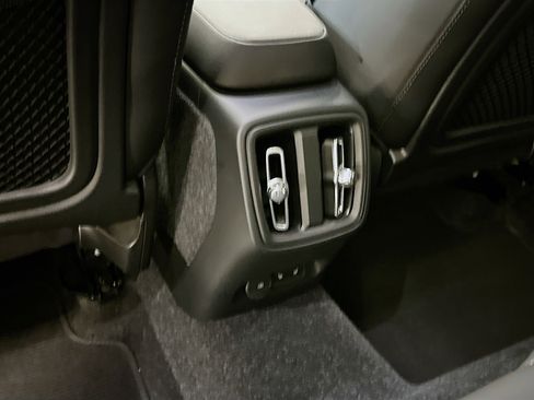 Used 2023 Volvo C40 Recharge Core w/ Climate Package AWD/4WD image 29