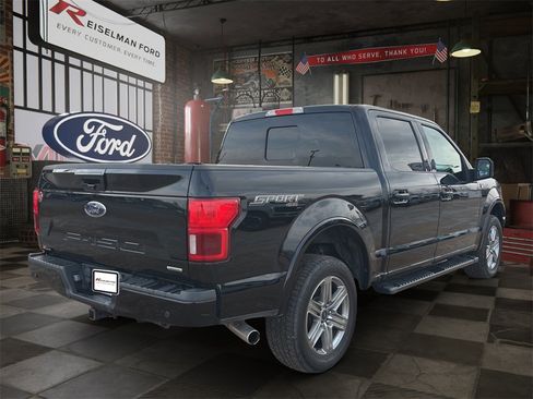 Used 2018 Ford F150 Lariat w/ Equipment Group 502A Luxury image 6