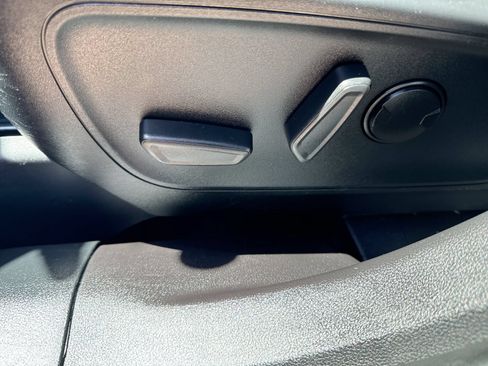 Used 2023 Ford Escape ST-Line w/ Tech Pack #1 FWD image 12