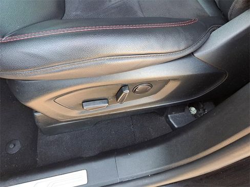 Used 2023 Ford Explorer ST-Line w/ Class IV Trailer Tow Package image 18