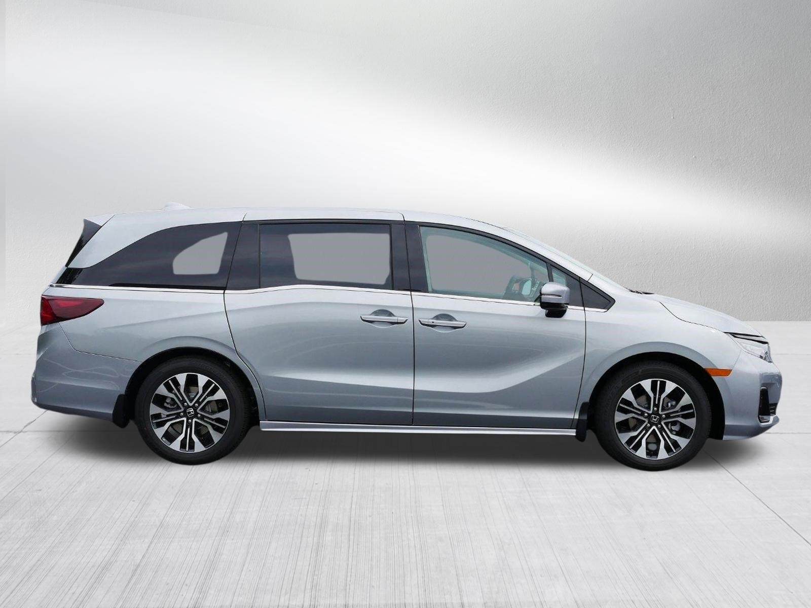 New 2027 Honda Odyssey Elite image 8