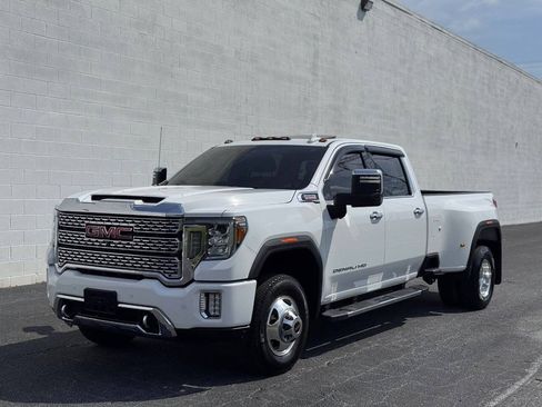 Used 2020 GMC Sierra 3500 Denali w/ Denali Ultimate Package AWD/4WD image 4