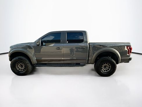 Used 2018 Ford F150 Raptor w/ Equipment Group 802A Luxury AWD/4WD image 4
