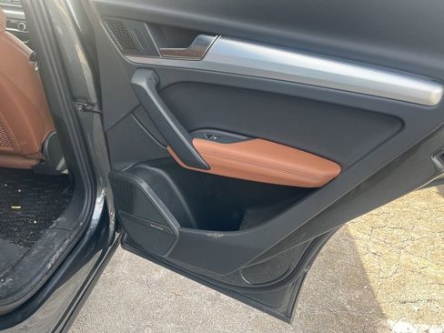 Used 2025 Audi Q5 2.0T Premium Plus image 11