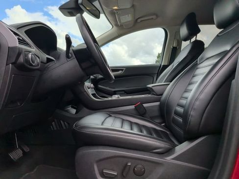 Used 2024 Ford Edge SEL AWD/4WD image 11