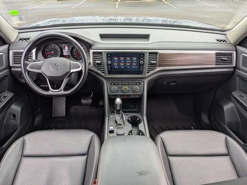 Used 2021 Volkswagen Atlas SE image 24