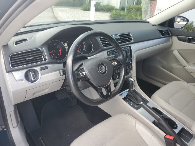 Used 2019 Volkswagen Passat 2.0T Wolfsburg FWD image 20